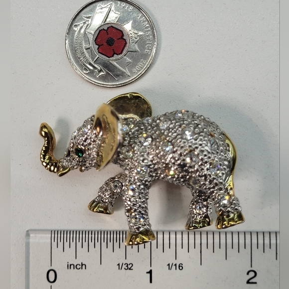 Elephant Rhinestone Green Eye Brooch Gold-tone - Picture 9 of 9